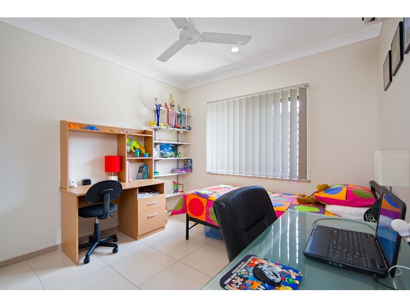 9 Vetiver Street, Trinity Park QLD 4879