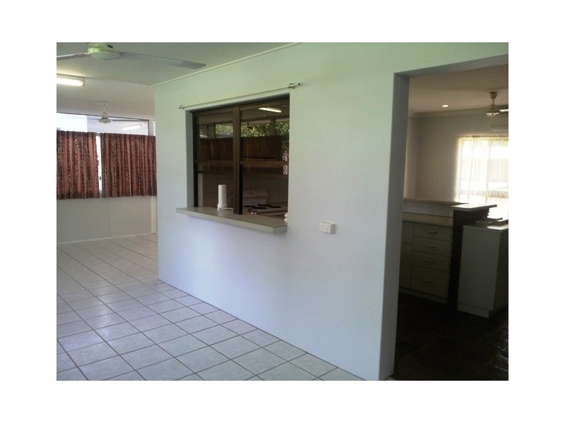 13 Conch Close, Trinity Beach QLD 4879