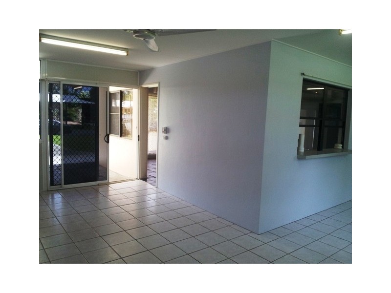 13 Conch Close, Trinity Beach QLD 4879