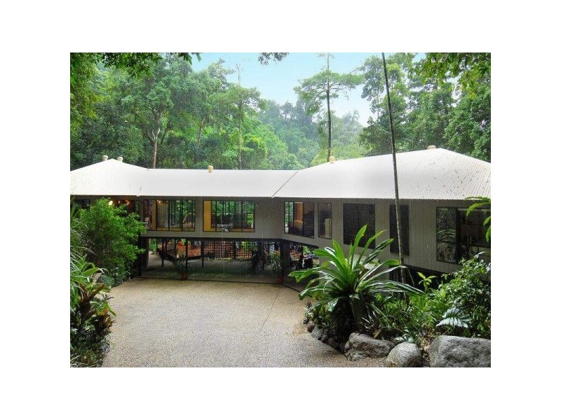 112 Mansfield Street, Earlville QLD 4870