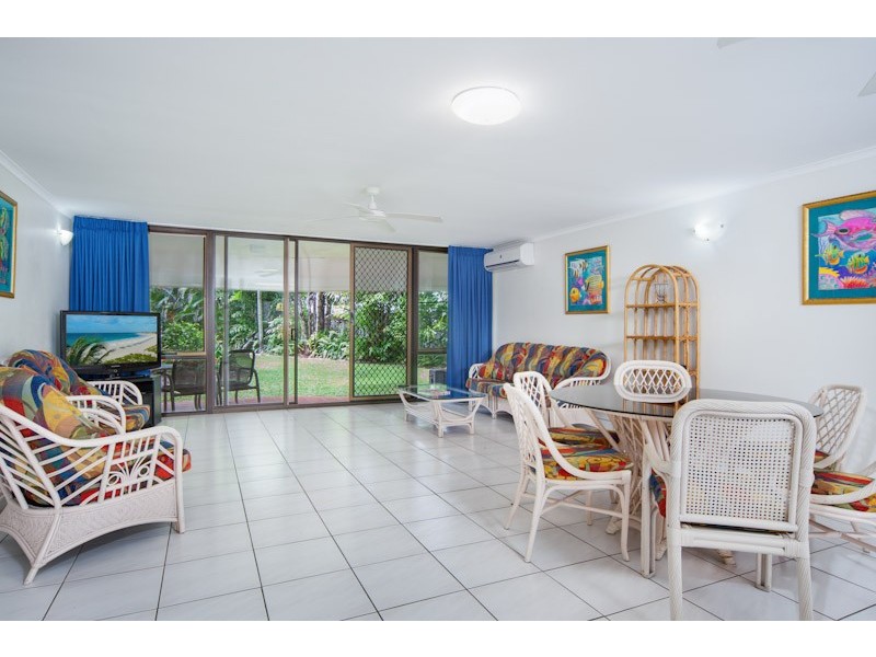 Trinity Beach QLD 4879