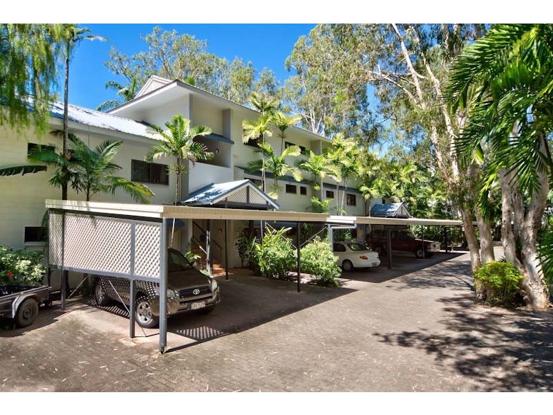 Palm Cove QLD 4879