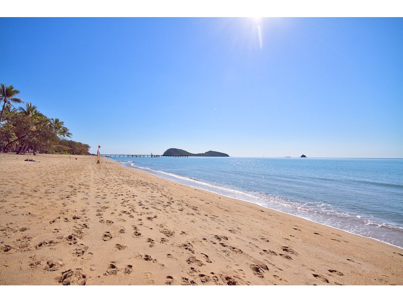 Palm Cove QLD 4879