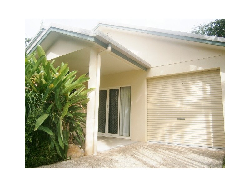 3 Sherwood Close, Brinsmead QLD 4870