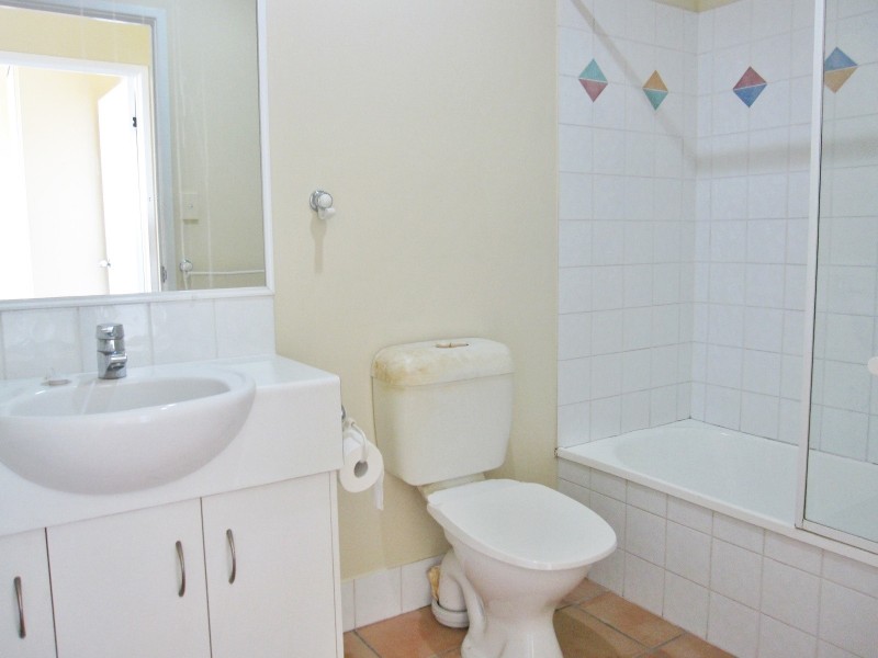 Yorkeys Knob QLD 4878