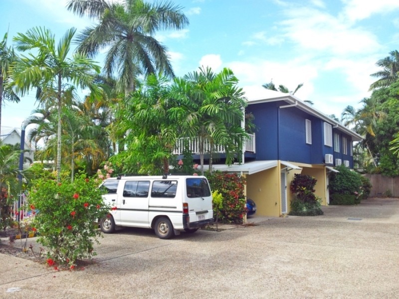 Yorkeys Knob QLD 4878