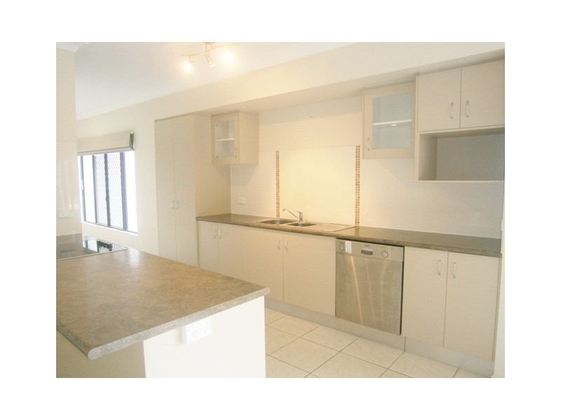 18 Petrie Close, Kewarra Beach QLD 4879