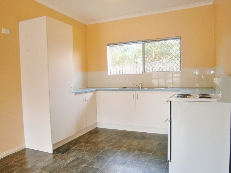 2/16 Golden Grove Drive, Bentley Park QLD 4869