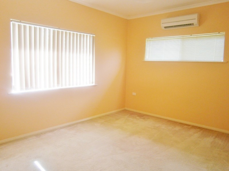 2/16 Golden Grove Drive, Bentley Park QLD 4869