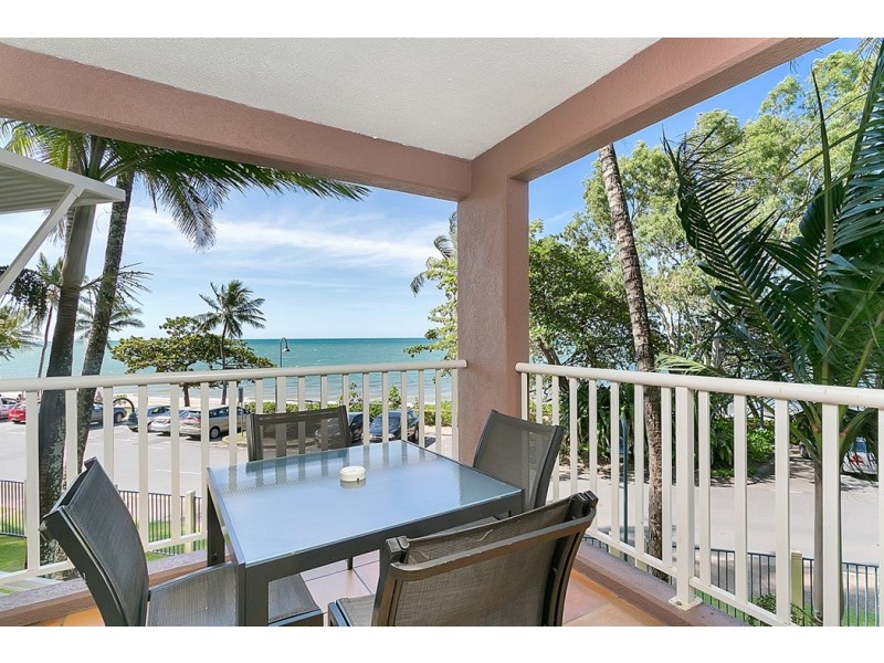 Trinity Beach QLD 4879