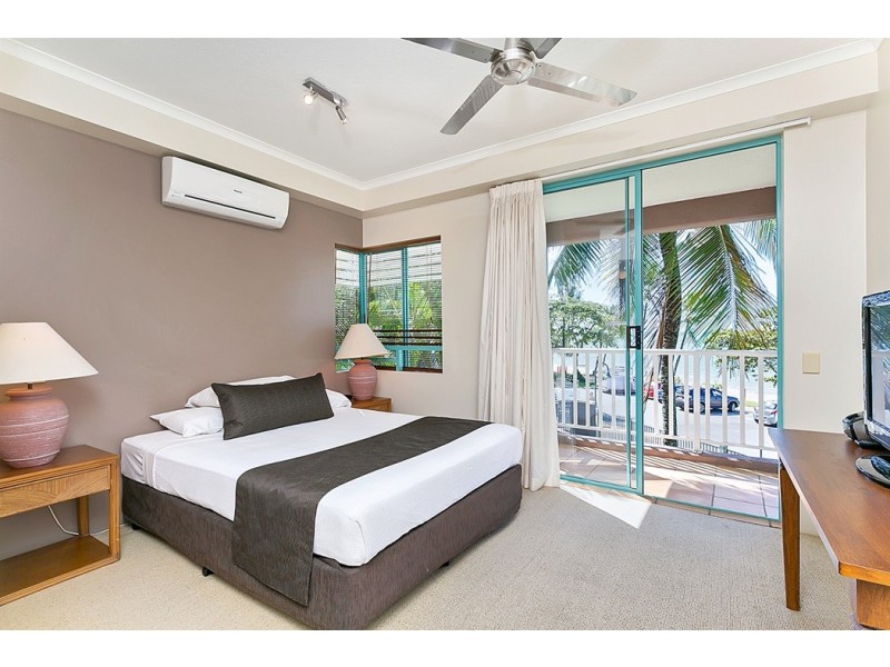 Trinity Beach QLD 4879