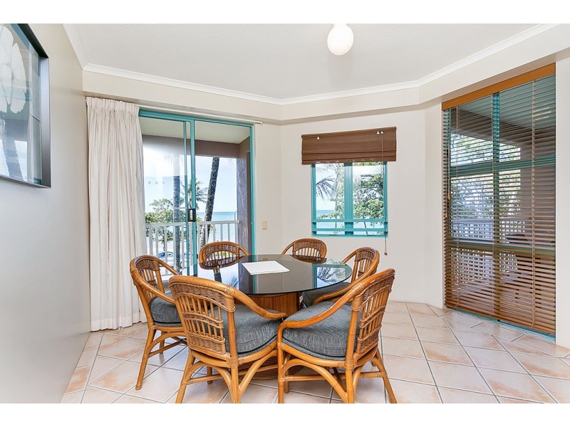 Trinity Beach QLD 4879