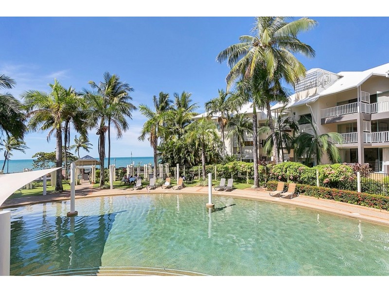 Trinity Beach QLD 4879