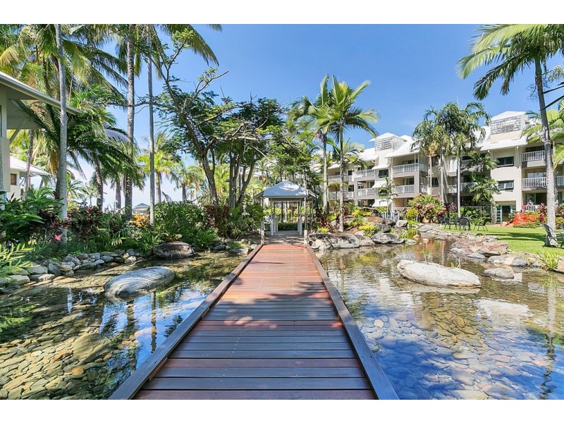 Trinity Beach QLD 4879