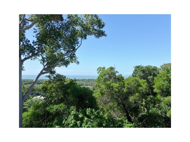 30/9 Savaii Close, Palm Cove QLD 4879