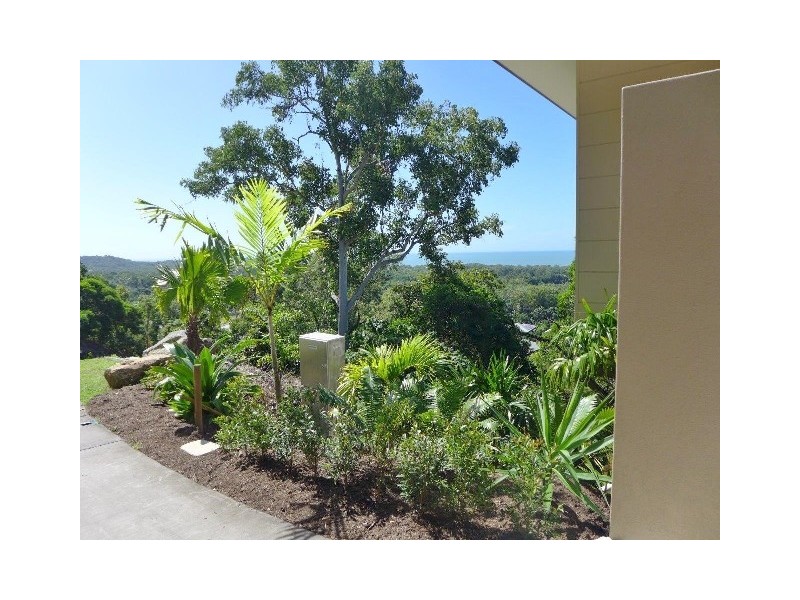 30/9 Savaii Close, Palm Cove QLD 4879