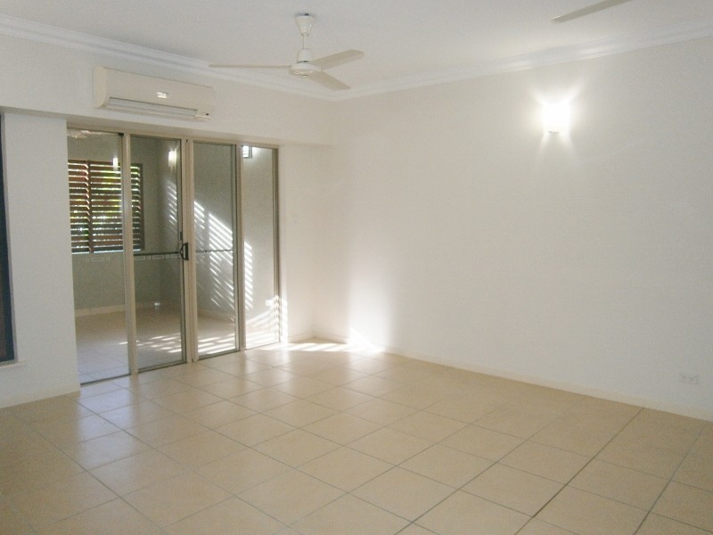 2204/22 Clifton Road, Clifton Beach QLD 4879