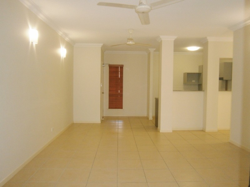 2204/22 Clifton Road, Clifton Beach QLD 4879