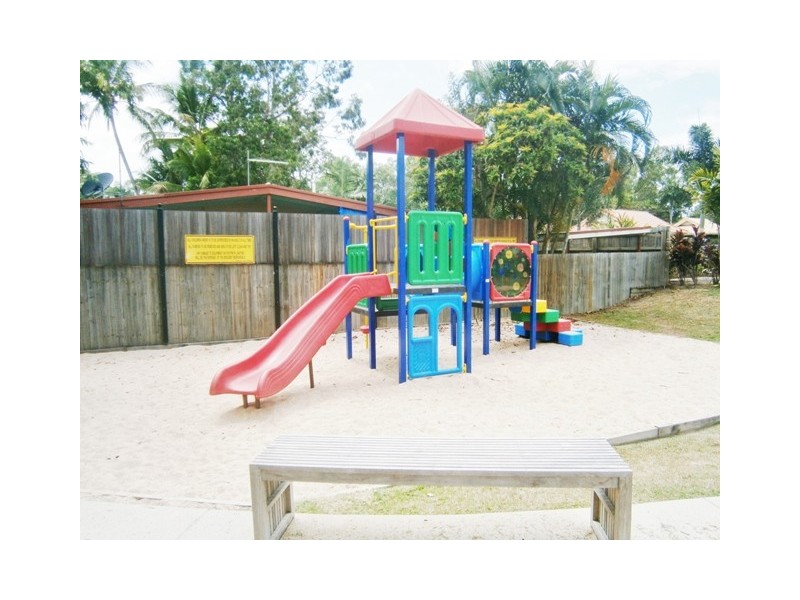 2204/22 Clifton Road, Clifton Beach QLD 4879