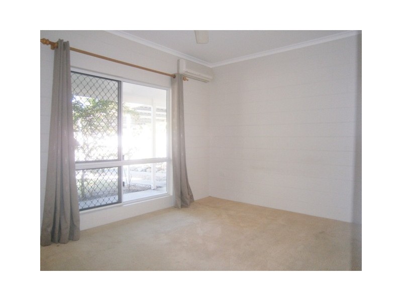 41 Baronia Cres, Holloways Beach QLD 4878