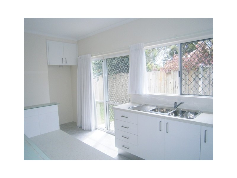 2/33 Periwinkle Ave, Trinity Beach QLD 4879