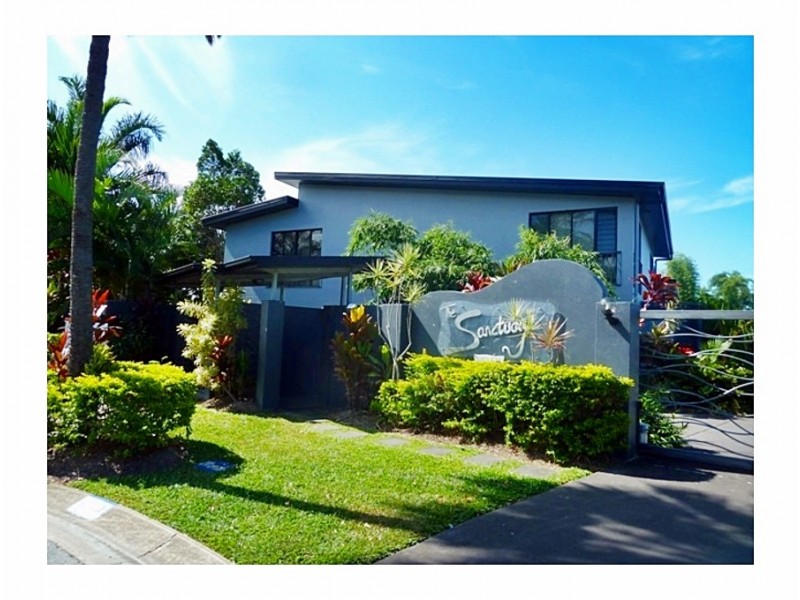 Trinity Beach QLD 4879