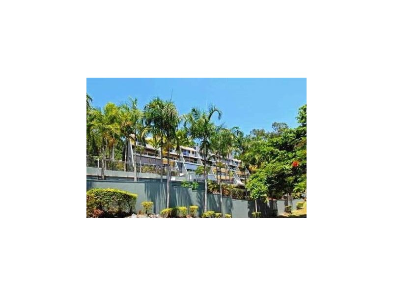 9/16-20 Ray Street, Yorkeys Knob QLD 4878