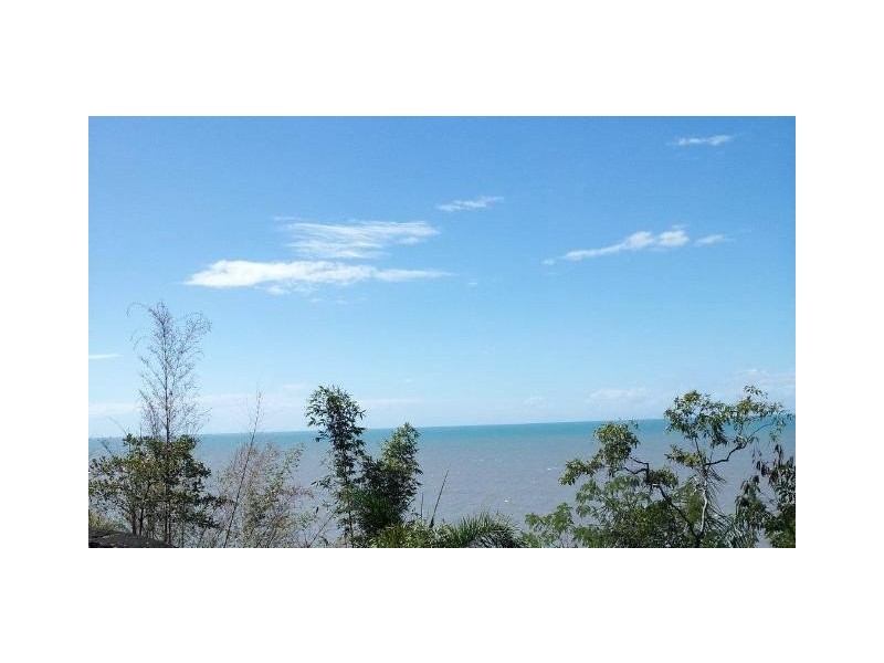 Trinity Beach QLD 4879