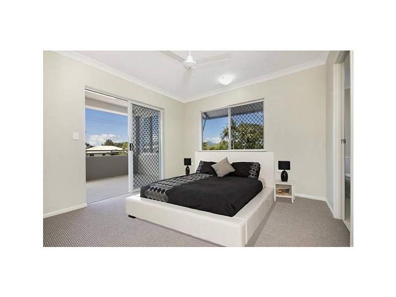 5/109 Callaghan Street, Mooroobool QLD 4870