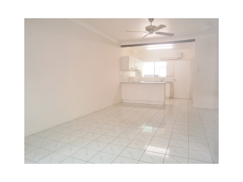 3/21-23 Sandown Close, Woree QLD 4868