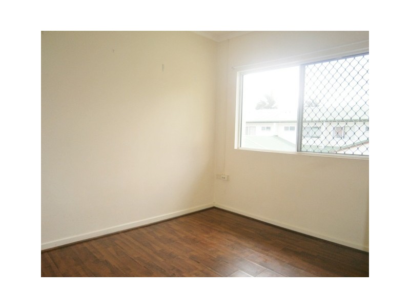 3/21-23 Sandown Close, Woree QLD 4868