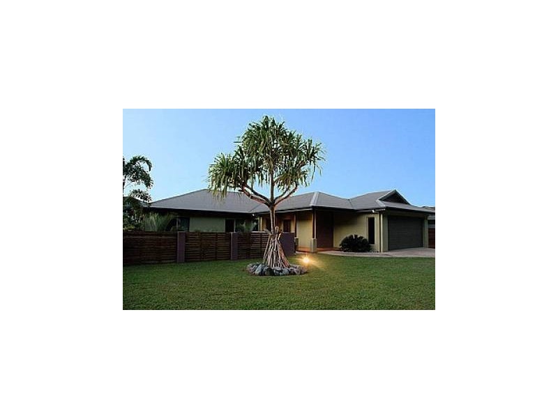26 Moore Road, Kewarra Beach QLD 4879