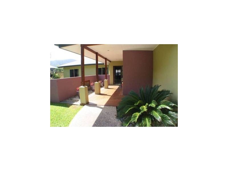 26 Moore Road, Kewarra Beach QLD 4879