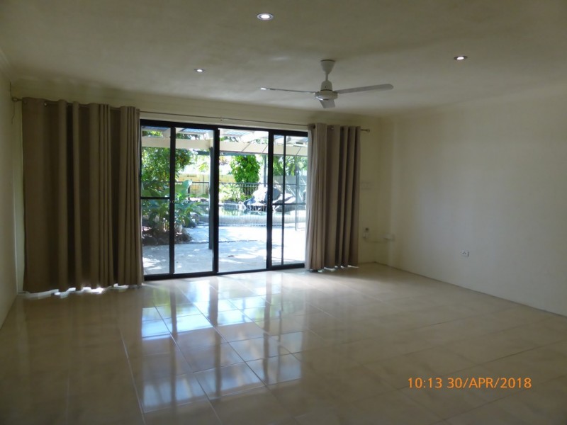 2/16 Roslyn Close, Yorkeys Knob QLD 4878