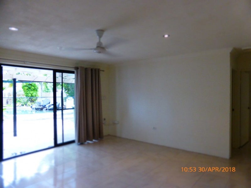 2/16 Roslyn Close, Yorkeys Knob QLD 4878