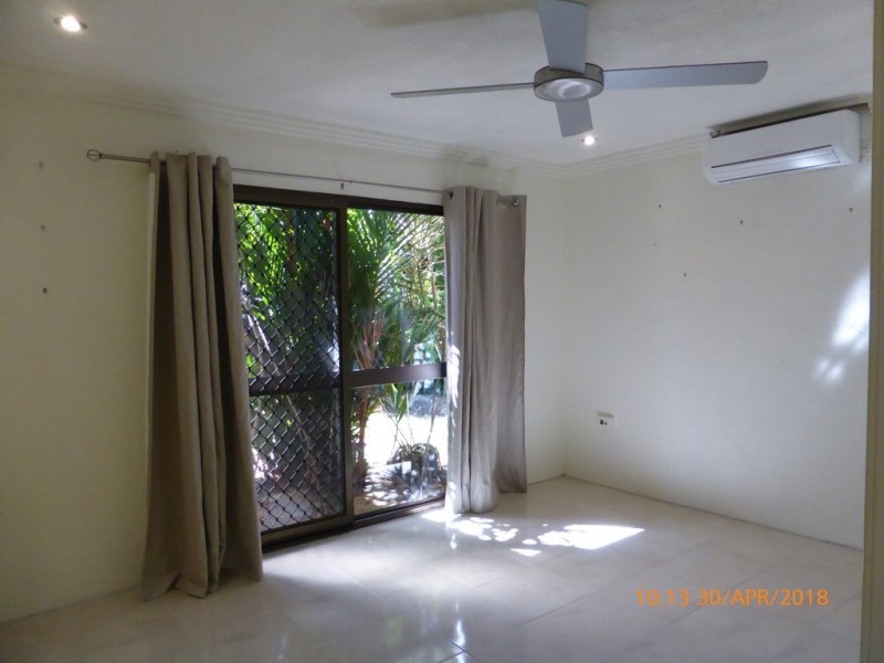 2/16 Roslyn Close, Yorkeys Knob QLD 4878