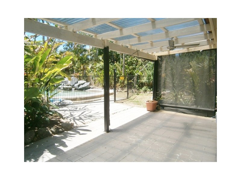 2/16 Roslyn Close, Yorkeys Knob QLD 4878