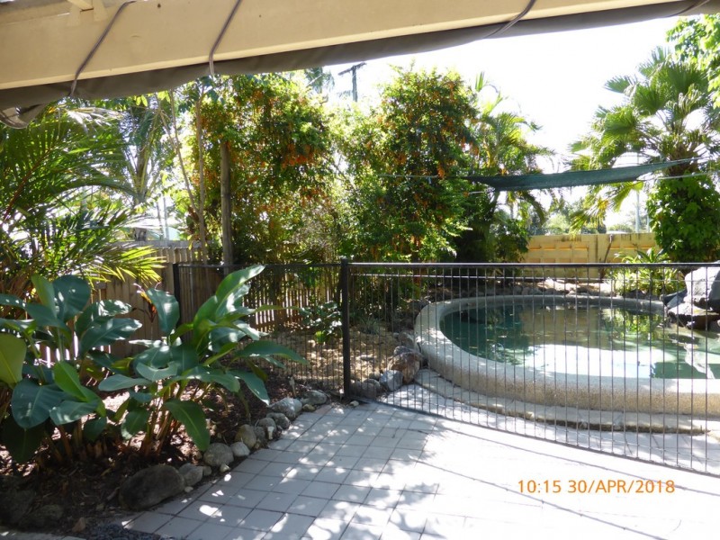 2/16 Roslyn Close, Yorkeys Knob QLD 4878