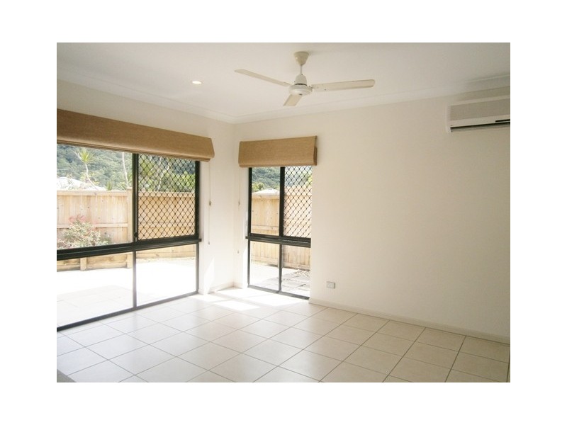 61 William Hickey Street, Redlynch QLD 4870