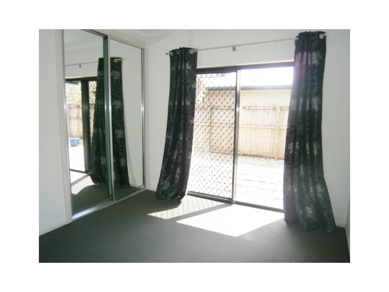 61 William Hickey Street, Redlynch QLD 4870