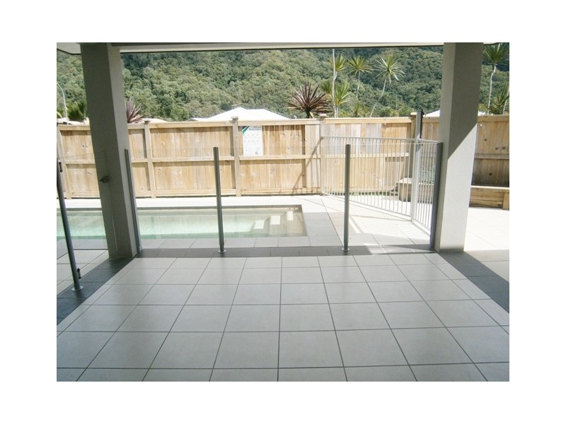 61 William Hickey Street, Redlynch QLD 4870