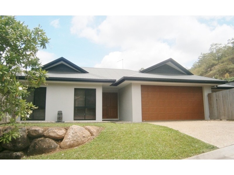 61 William Hickey Street, Redlynch QLD 4870