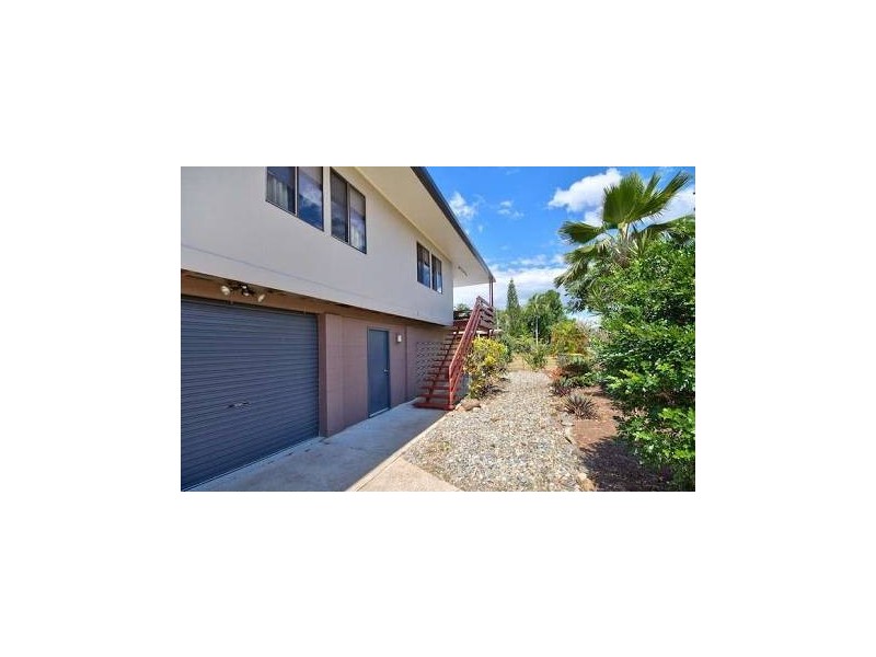 7 Fairway Street, Yorkeys Knob QLD 4878