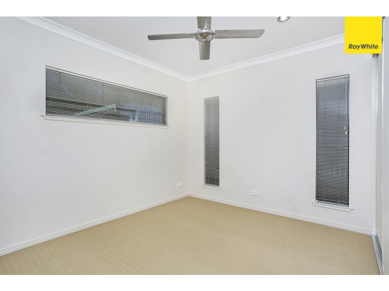 30 Quartzborough Promenade, Trinity Park QLD 4879