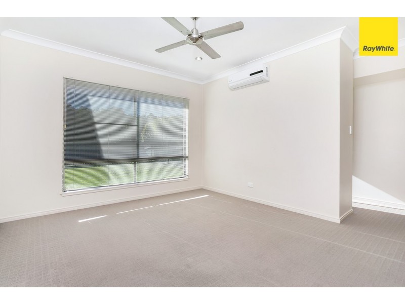 30 Quartzborough Promenade, Trinity Park QLD 4879