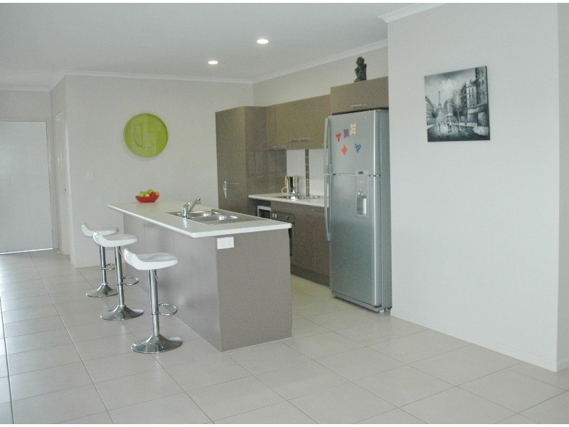 34 Fossilbrook Bend, Trinity Park QLD 4879