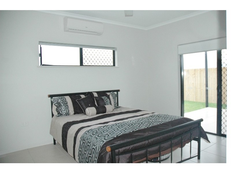 34 Fossilbrook Bend, Trinity Park QLD 4879