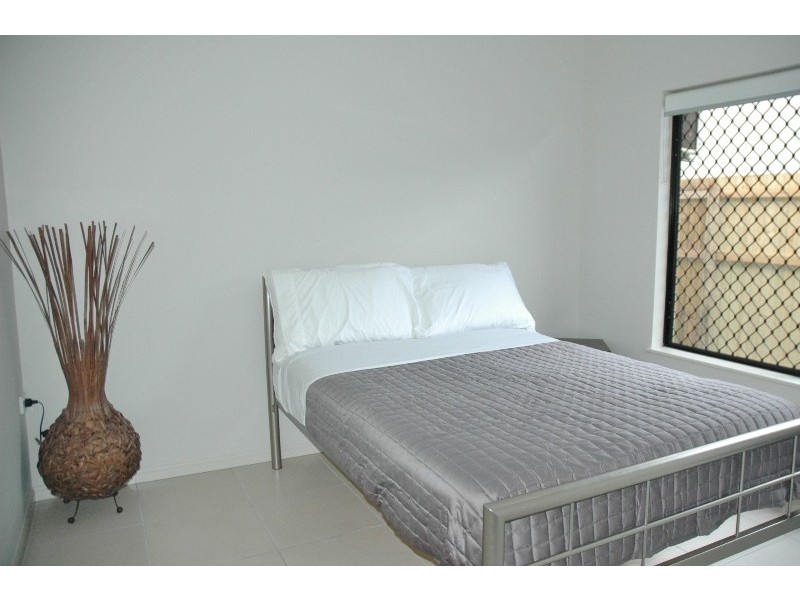 34 Fossilbrook Bend, Trinity Park QLD 4879