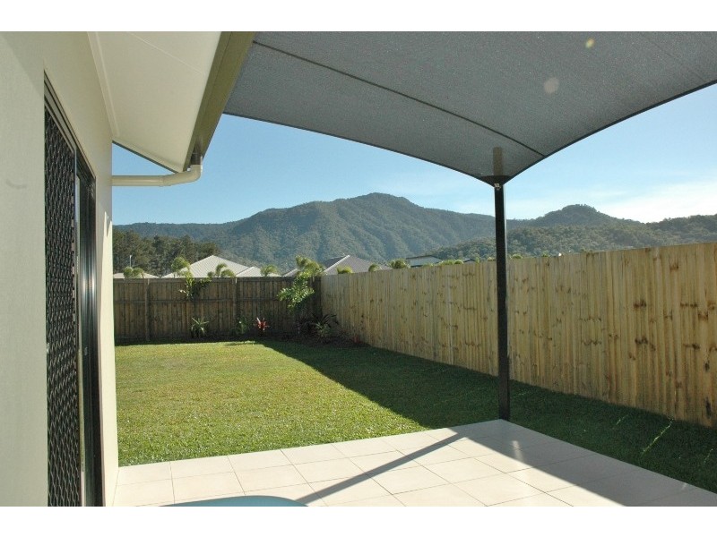 34 Fossilbrook Bend, Trinity Park QLD 4879