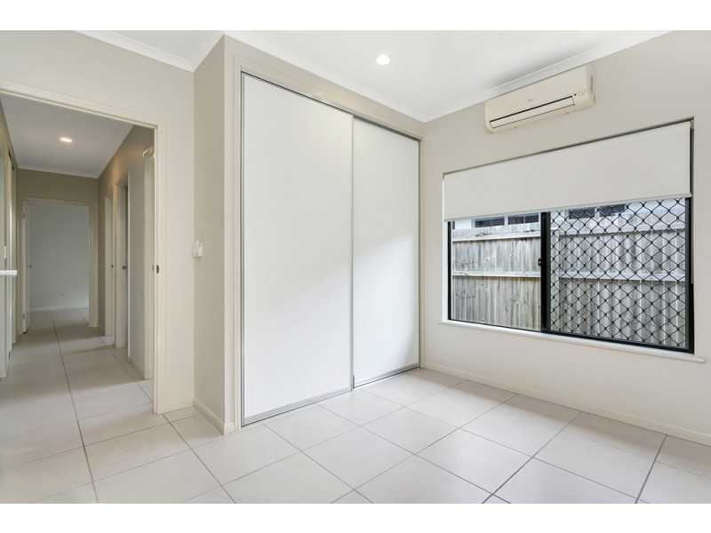 34 Fossilbrook Bend, Trinity Park QLD 4879